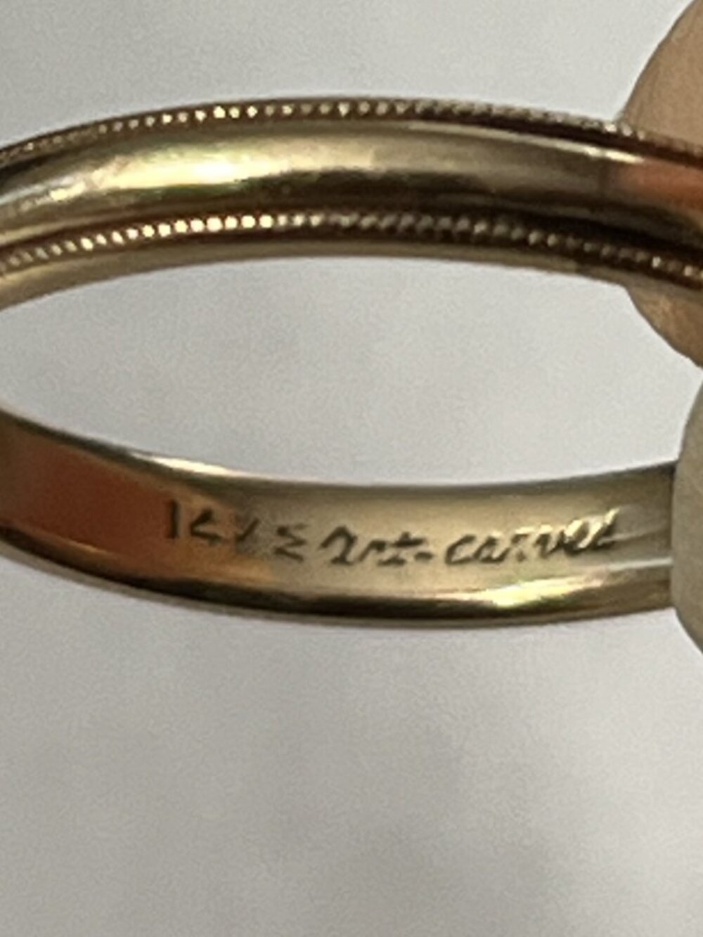Vintage ArtCarved 14K Yellow Gold Wedding Band Ring Size 5 - Picture 3 of 6
